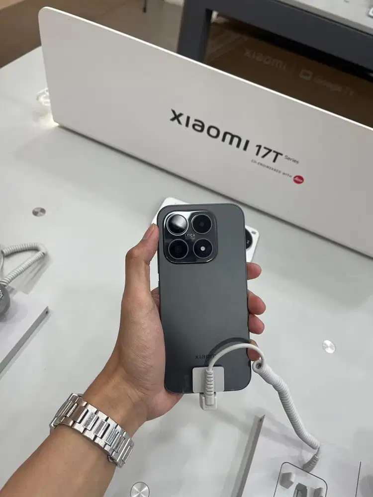 XIAOMI 17 12Gb+512Gb