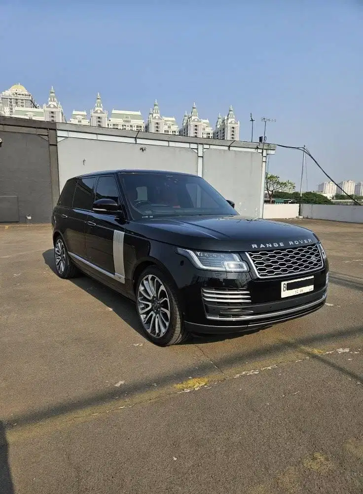 Range Rover 3.0L LWB autobio
