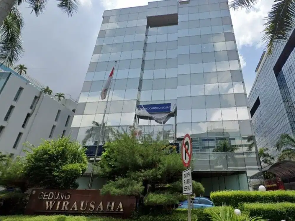 Disewakan Ruang Kantor Siap Pakai di Gedung Wirausaha area Setiabudi, Jakarta Selatan.