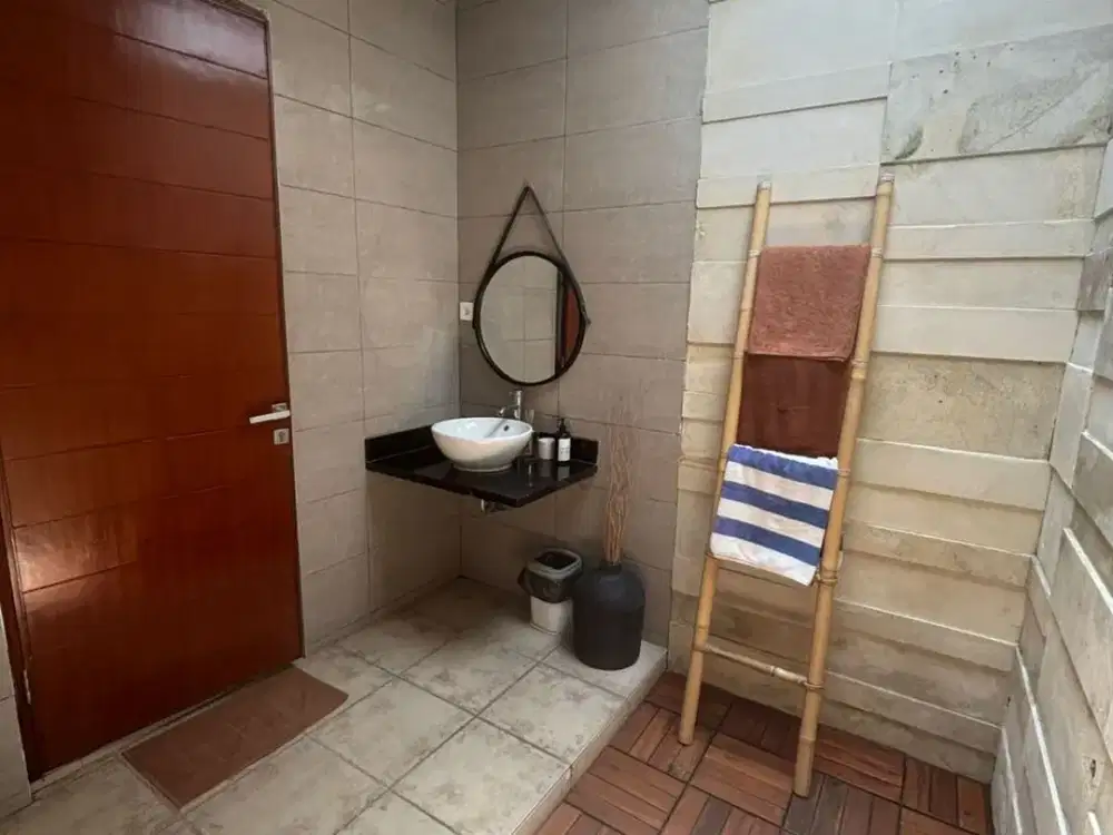 Direc owner   Di jual villa Kerobokan  One gate system complex Kerobokan