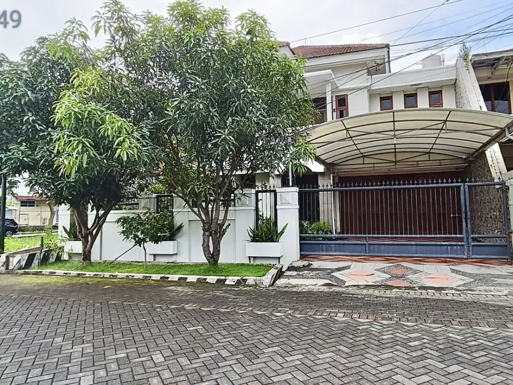 JUAL RUMAH KAWASAN TENANG SIAP HUNIJALAN LEBAR MANYAR KERTOADI