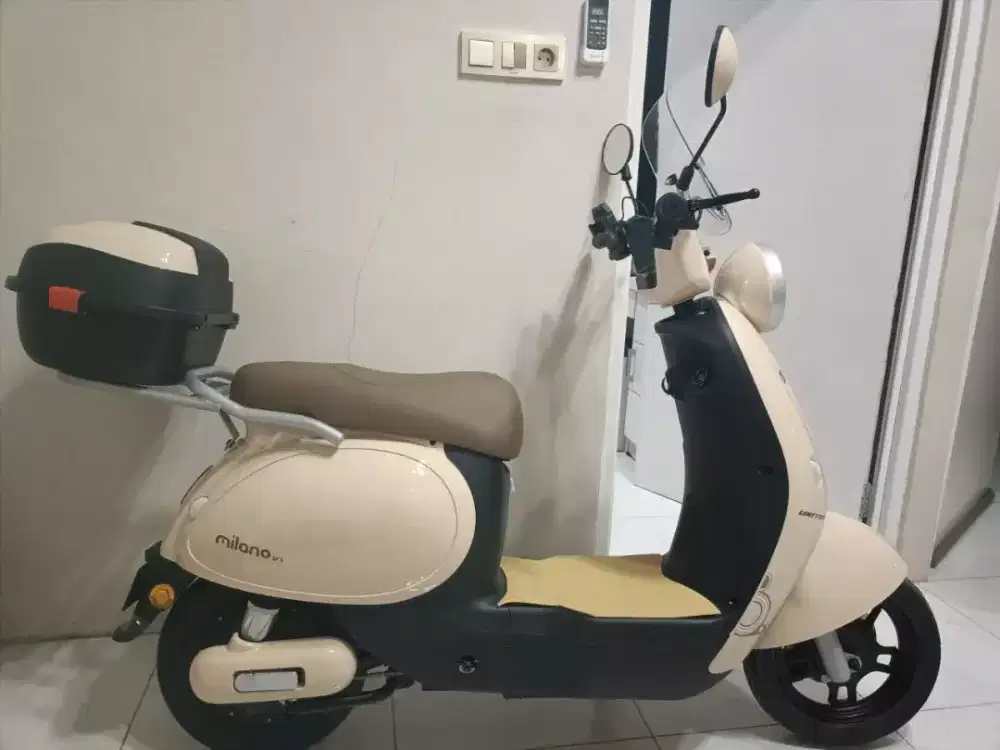 Sepeda listrik united milano V1