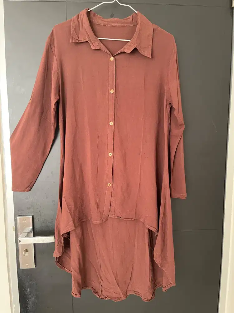 Kemeja Cokelat Panjang Bahan Katun