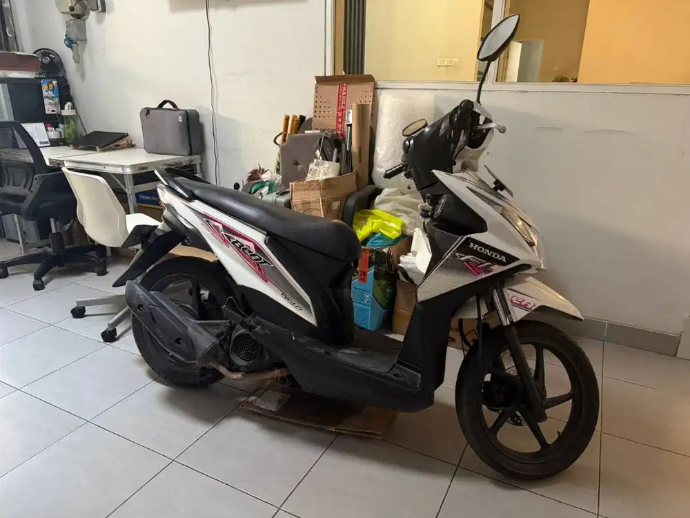 JUAL MOTOR HONDA BEAT – BONUS FREE PAJAK 1 TAHUN**