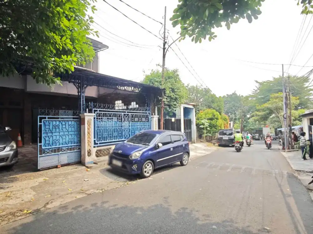 Rumah Jl Hankam 30 meter dari mampang, 700 meter dari jl Simatupang