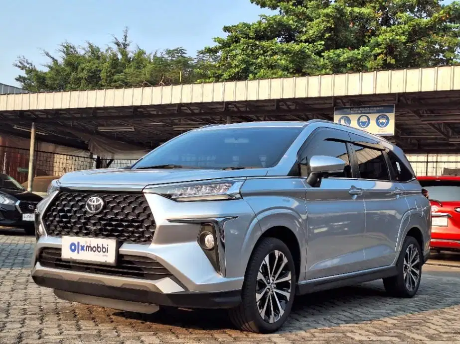 Garansi 1 Th - Toyota Avanza 1.5 New Veloz Q CVT Bensin AT 2022 Silver