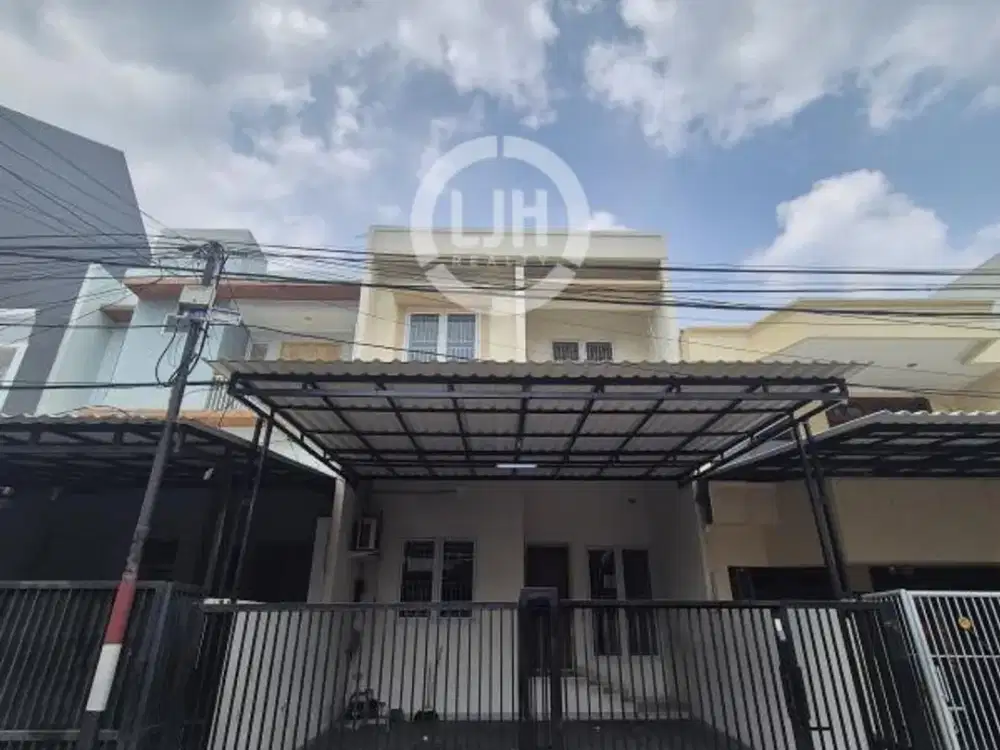 Rumah di Kelapa Lilin Kelapa Gading Jakarta Utara Bebas Banjir