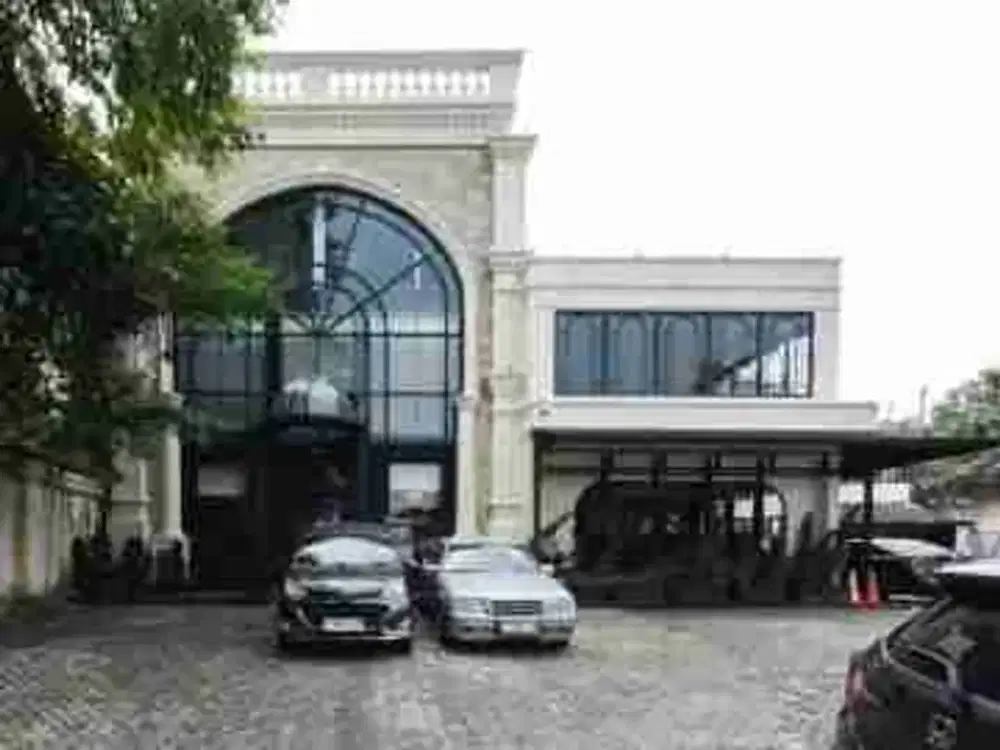 Disewakan Gedung Kemang American Classic Cocok Resto Gym Klinik