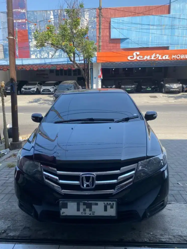 Tdp 25 city sedan 1.5 hitam 2013 full ori bisa cash kredit tt