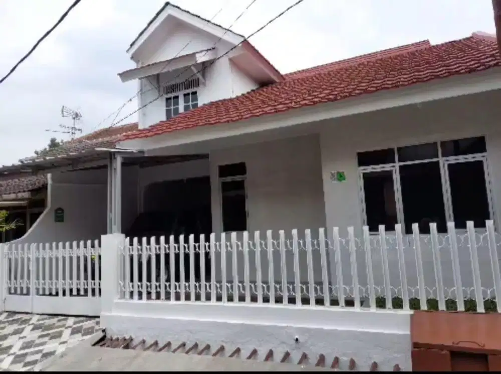 DISEWAKAN RUMAH DI BOGOR LOKASI STRATEGIS