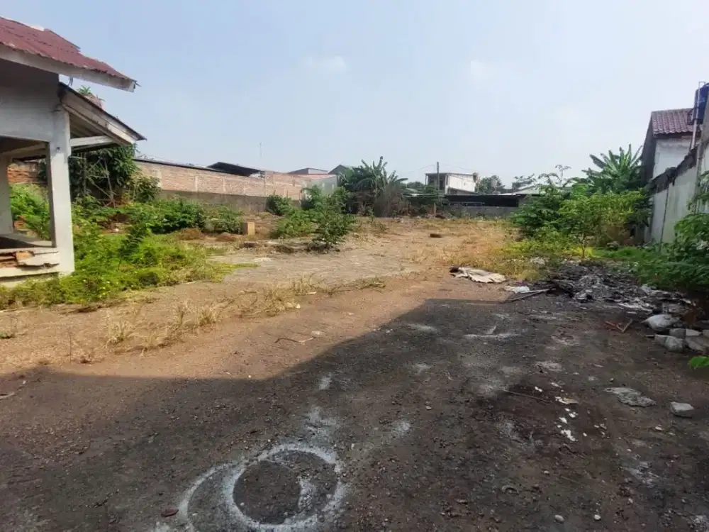 DIJUAL Tanah Luas dengan Lokasi yang Strategis di Jalan Raya Jatikramat, Jati Asih