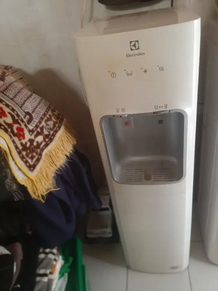 Dispenser air elextrolux