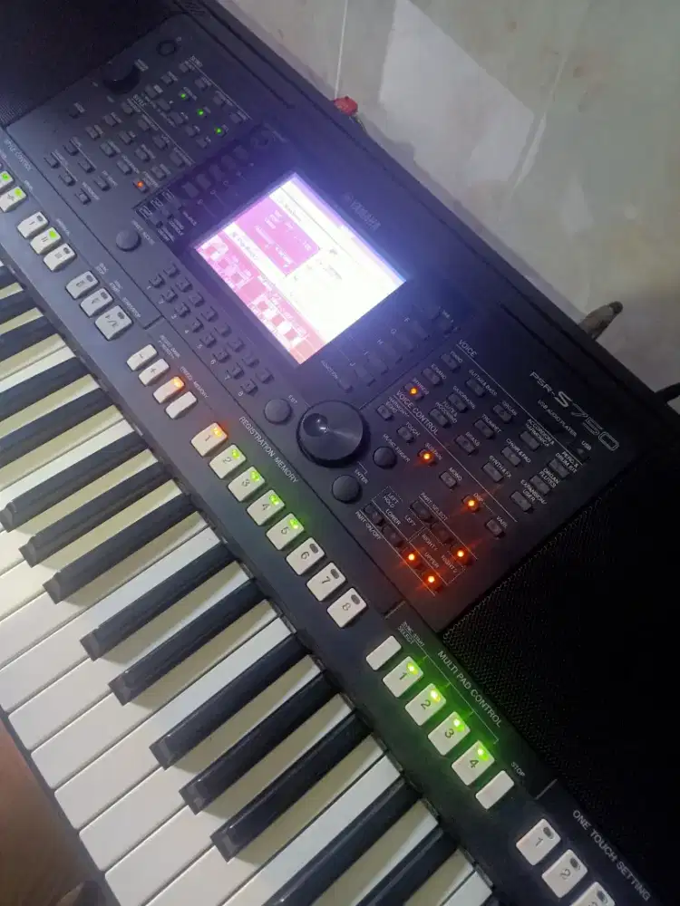 Dijual Komplit Yamaha PSR S750 + BACKSOUND + MIXER