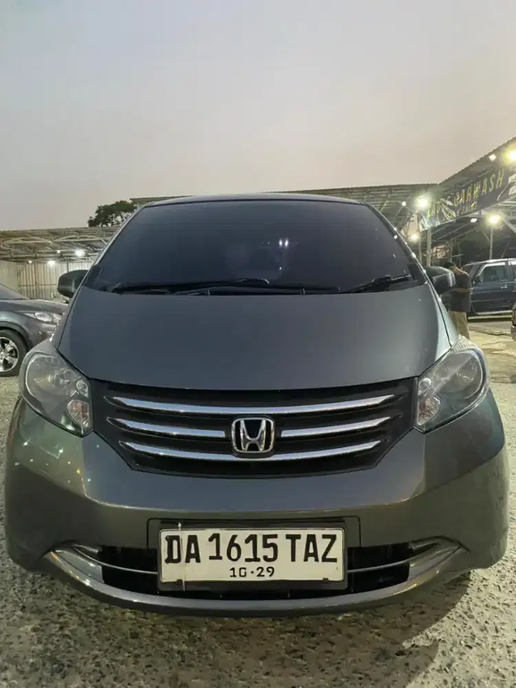 Bismillah, Dijual Honda Freed type E PSD tahun 2009 harga 105 JT nego