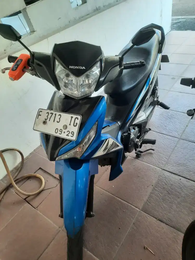 Jual motor supra x Fi thn 2014
