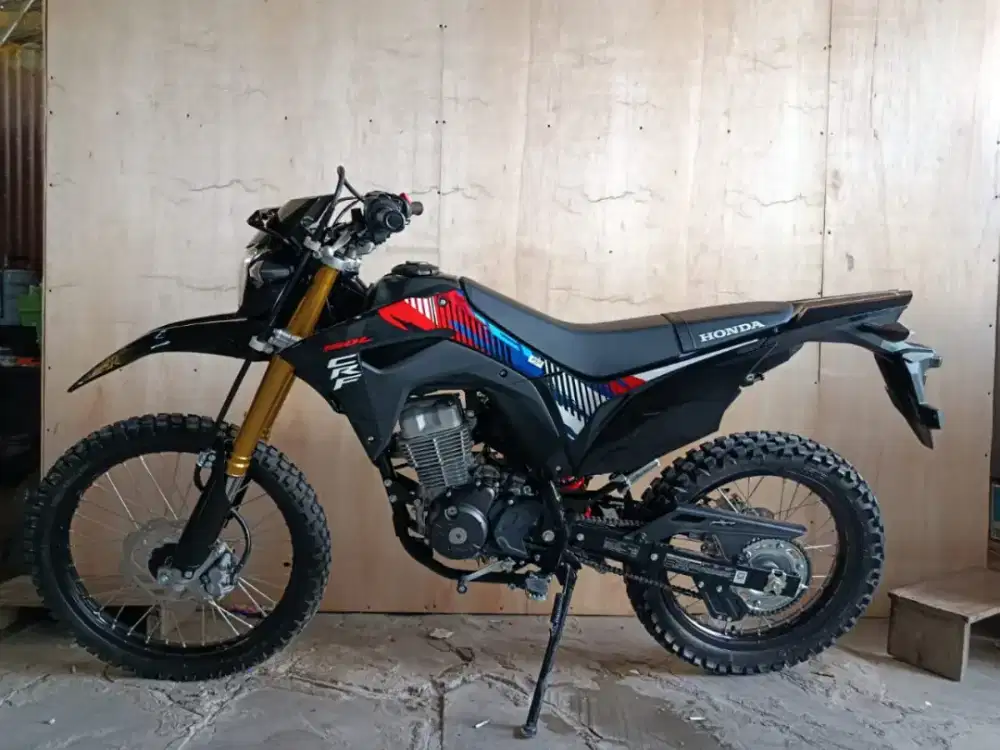 Honda CRF tahun 2023
