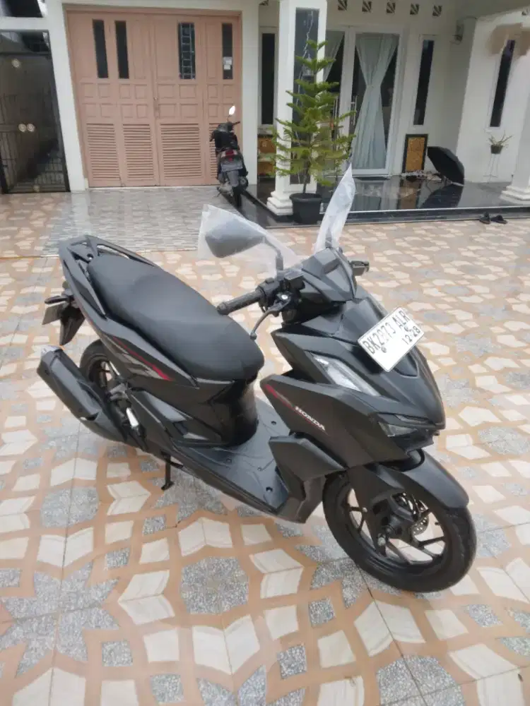 VARIO 160 CC LIKE NEW LUAR DALAM KILOMETER 17 RIBU
