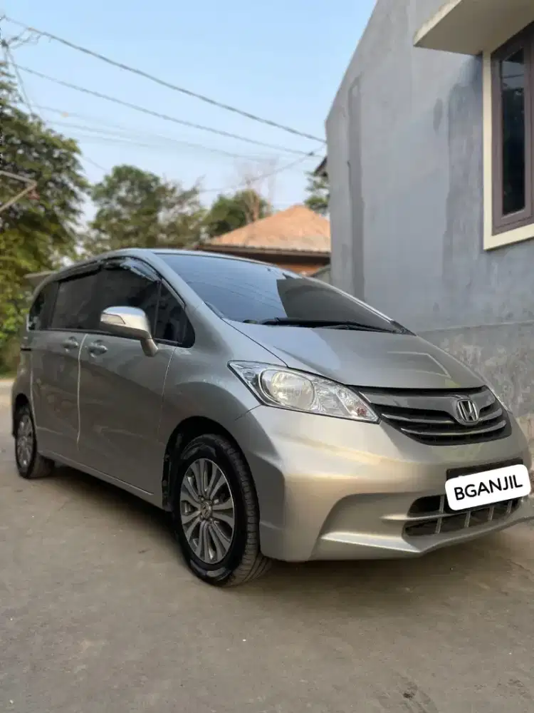HONDA FREED PSD Matic 2012