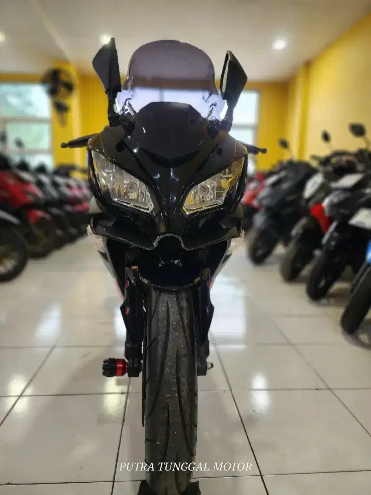 Di jual murah Kawasaki ninja 250R
