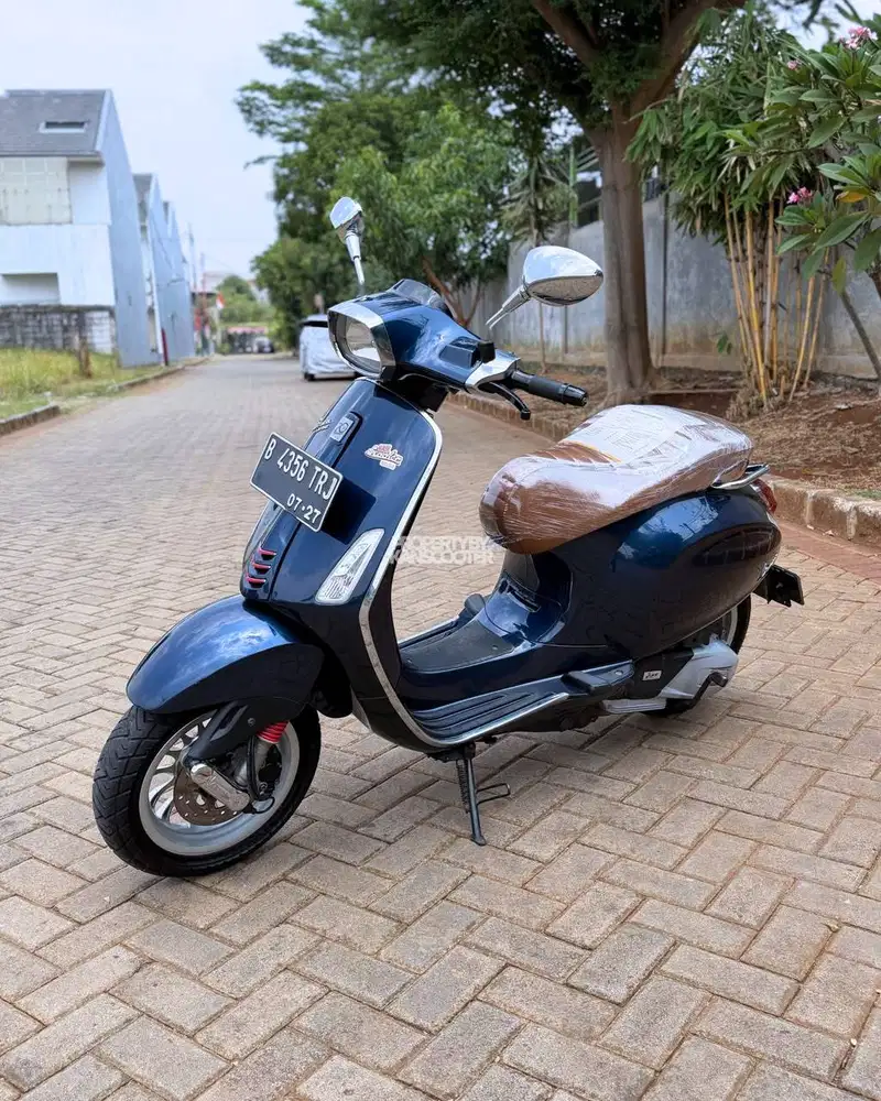 VESPA SPRINT 150 iGET 2017 BERGARANSI