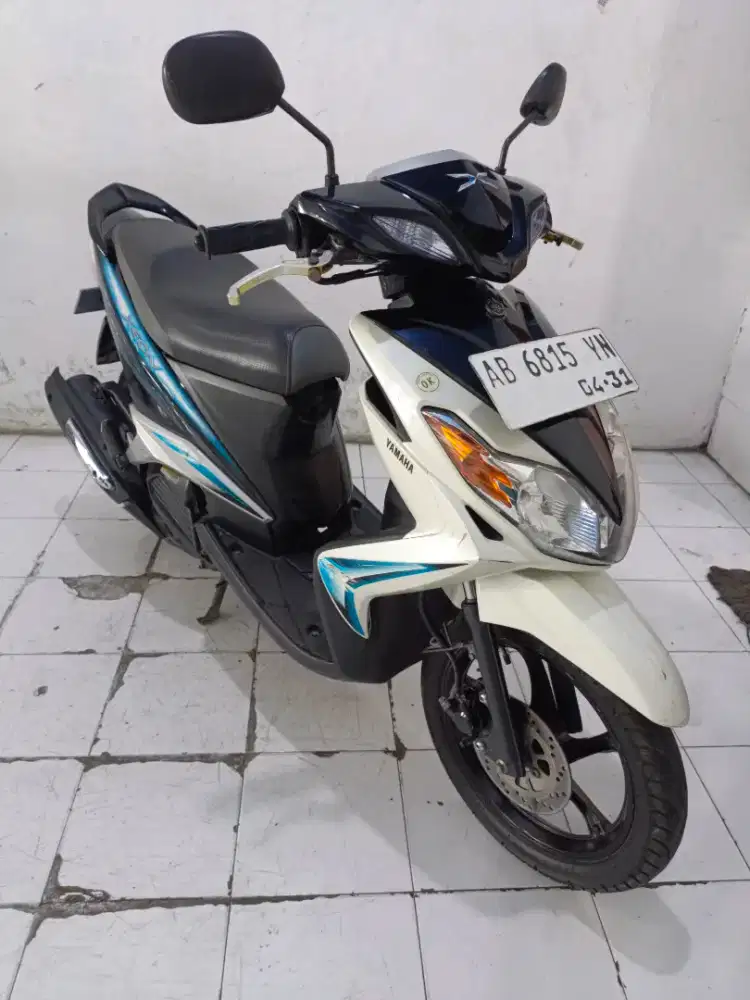 yamaha Xeon putih 2011