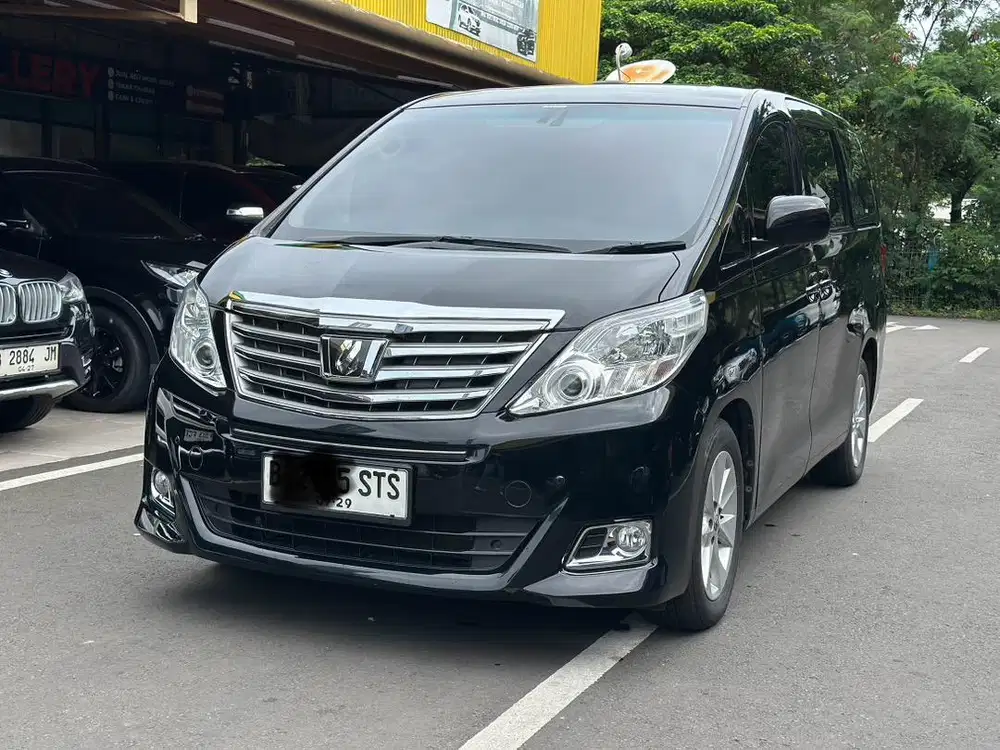 ALPHARD G HITAM 2014