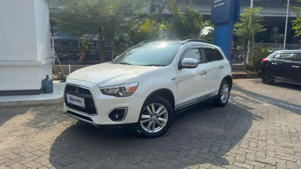 KM Rendah - Mitsubishi Outlander Sport 2.0 PX Action Bensin-AT 2017