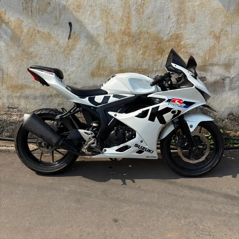 Gsx r 2017 plat D Bandung
