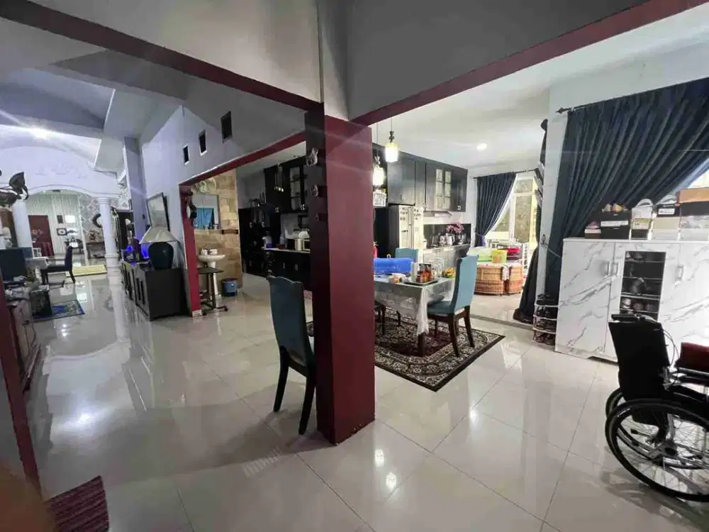 Dijual Cepat Rumah Mewah Siap Huni Lokasi komplek Alamanda
