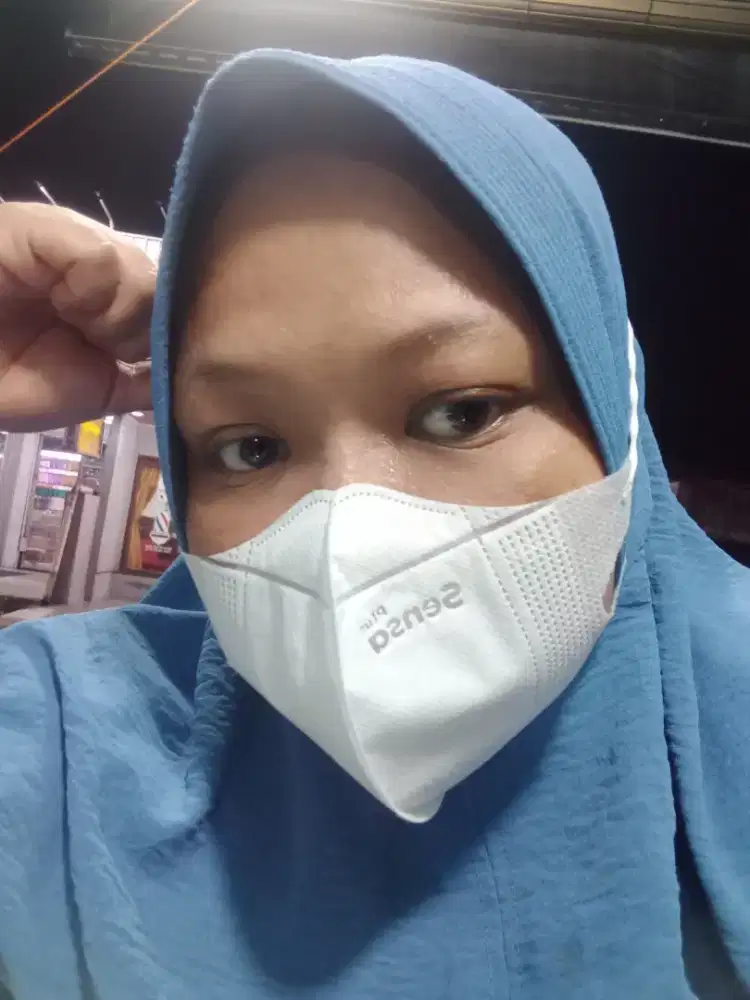 Kerja apa aja, nyuci gosok tp yg minimal 3 org isinya, beberes masak..