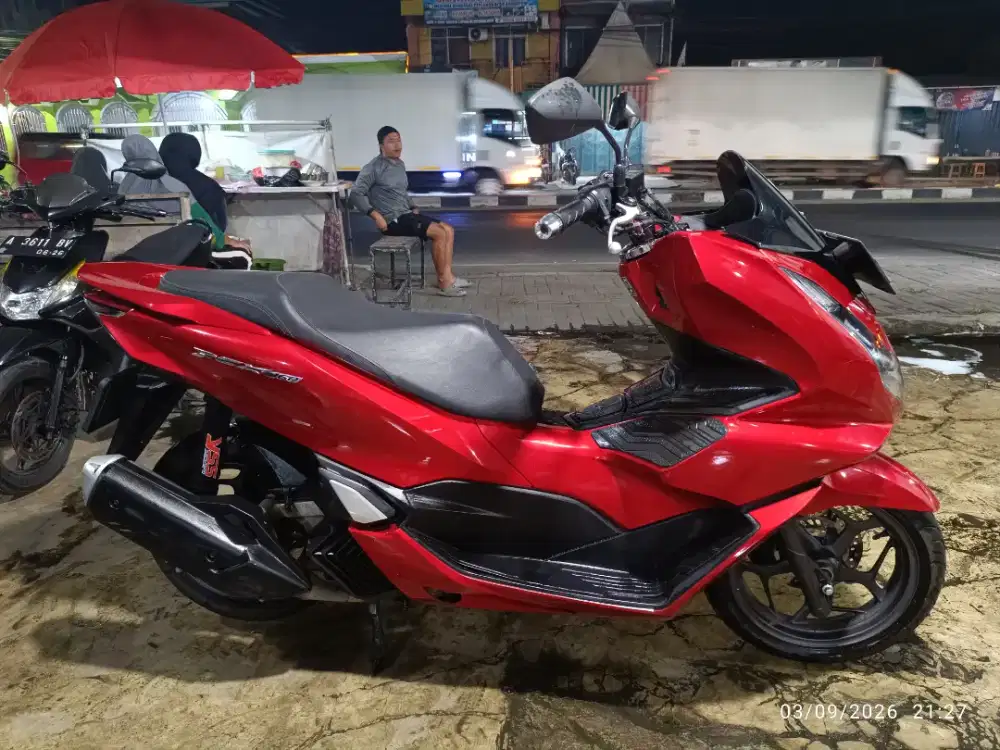 PCX CBS 2024 non ABS merah