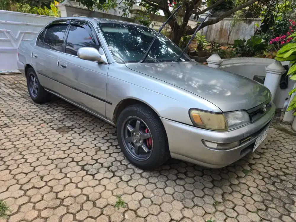 Corolla 1.6 seg PLAT BE
