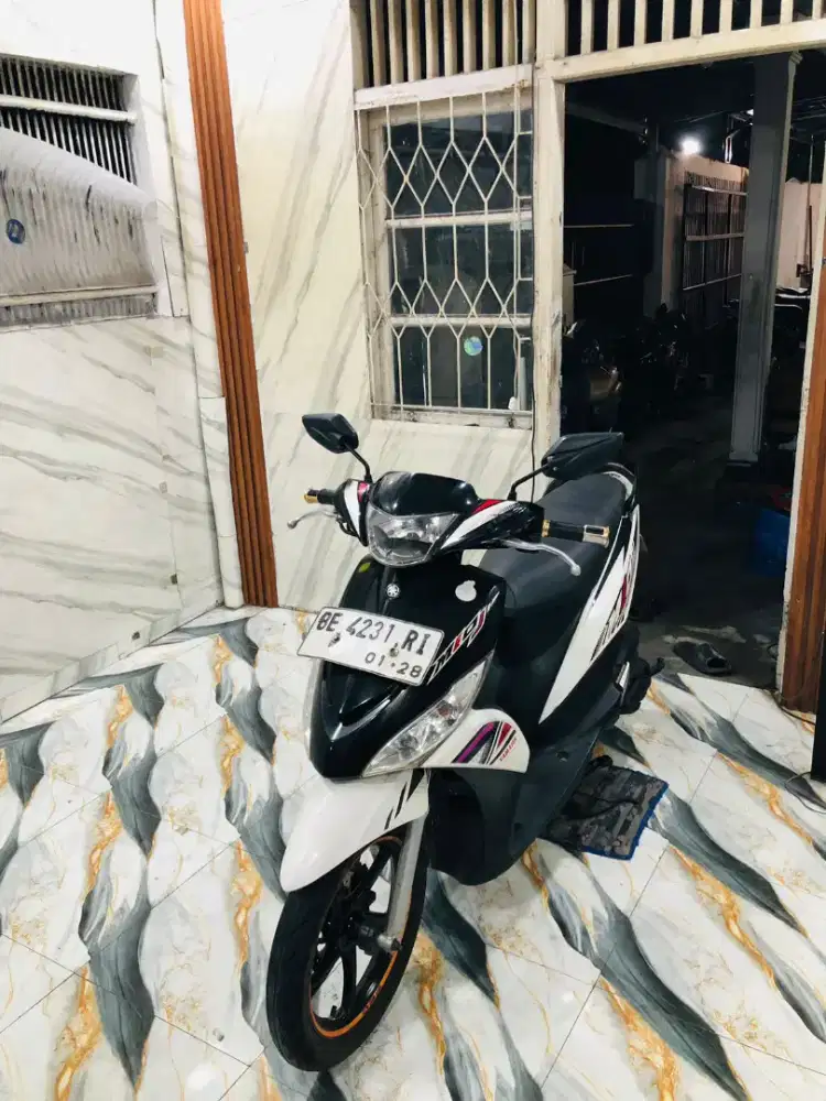 MIO J TERBAIK 2013 Pajak Hidup