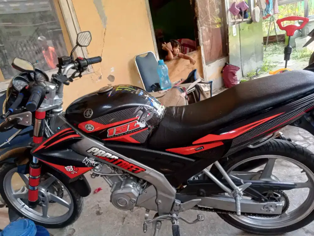 Di jual motor Yamaha Vixion 2009
