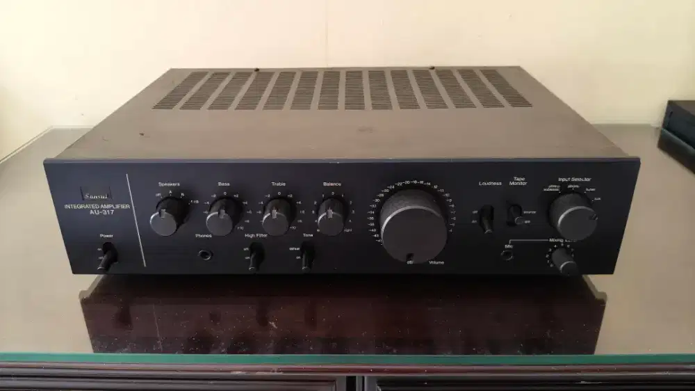 Amplifier sansui au-317