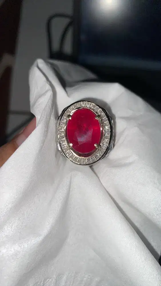 BATU RUBY BURMA UNHEAT