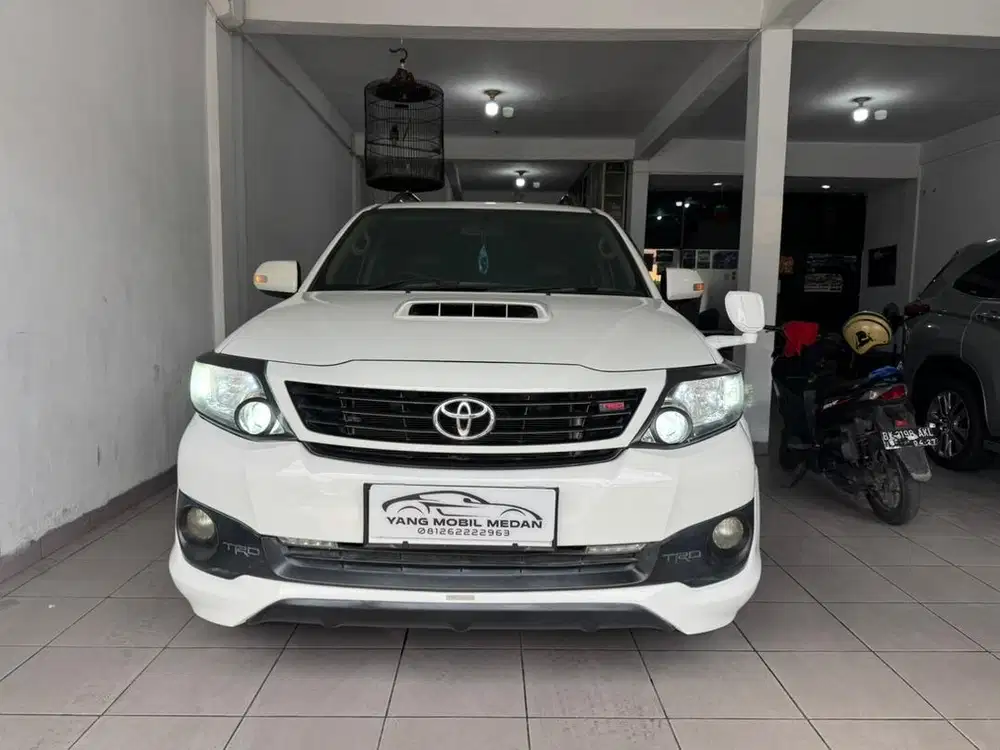 Toyota Fortuner 2.5 G Trd S Matic 2015 Diesel Putih 2KD