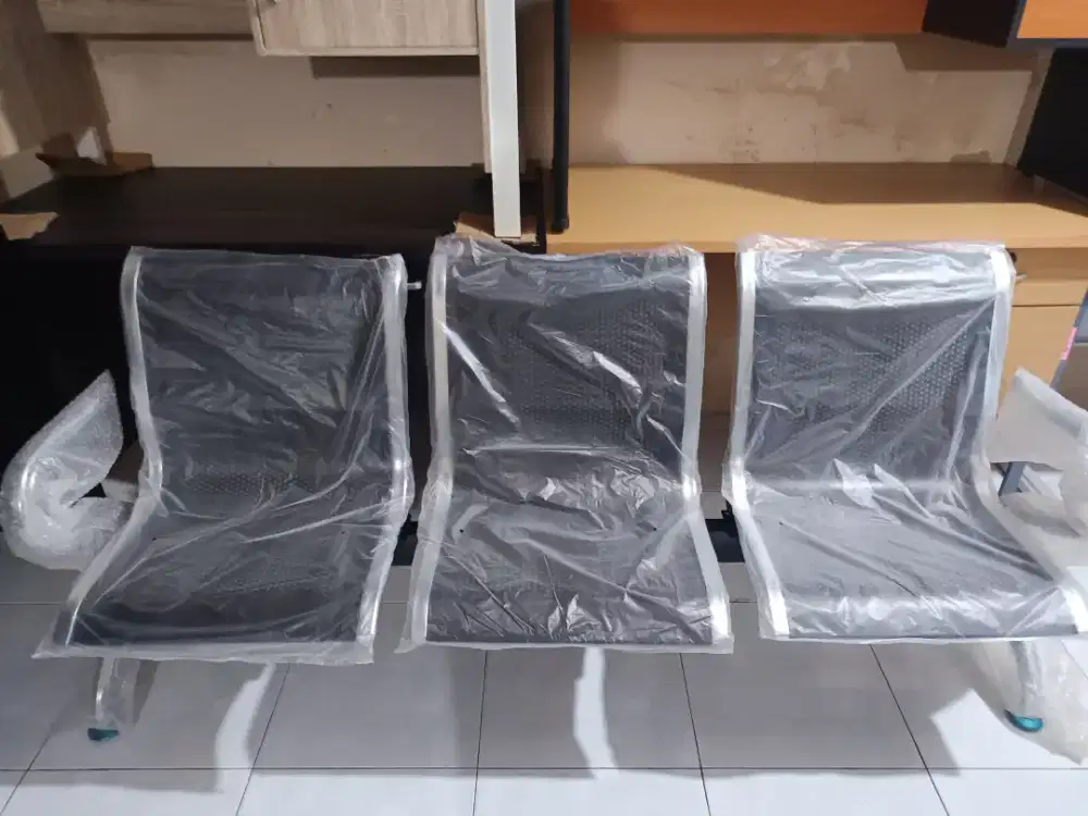 Kursi Tunggu Stainless 3 Dudukan