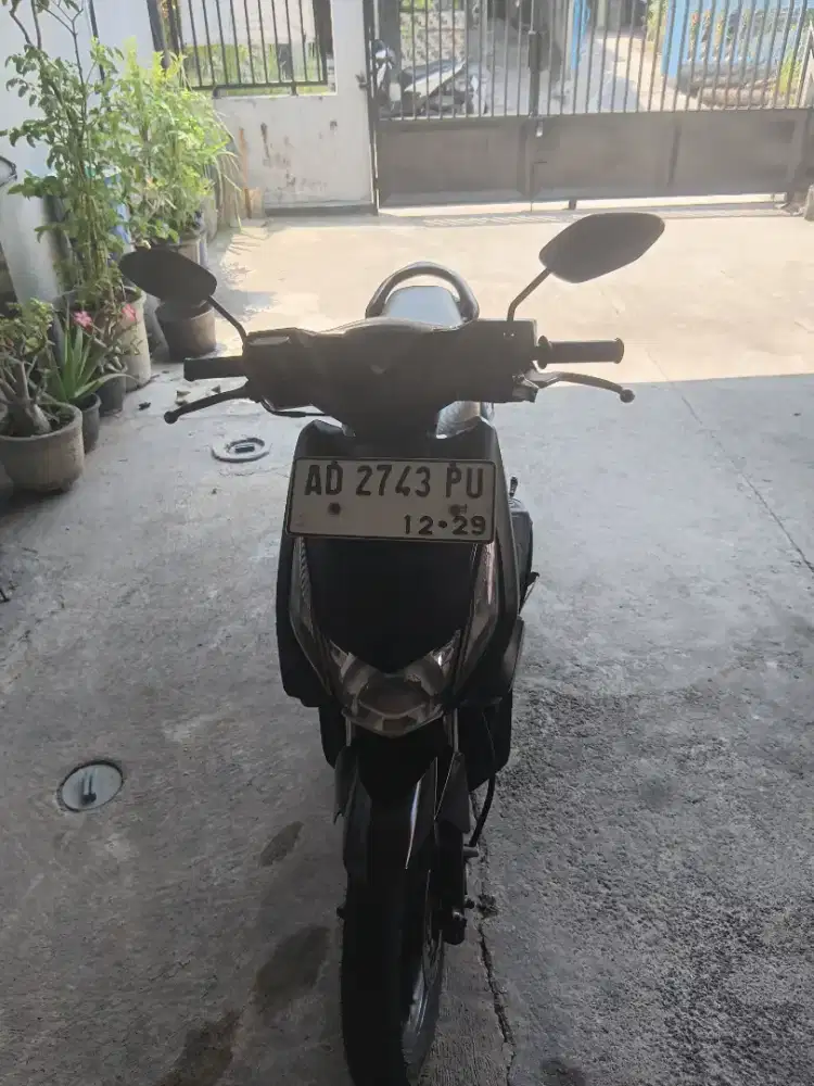 DIJUAL BEAT HITAM TAHUN 2009