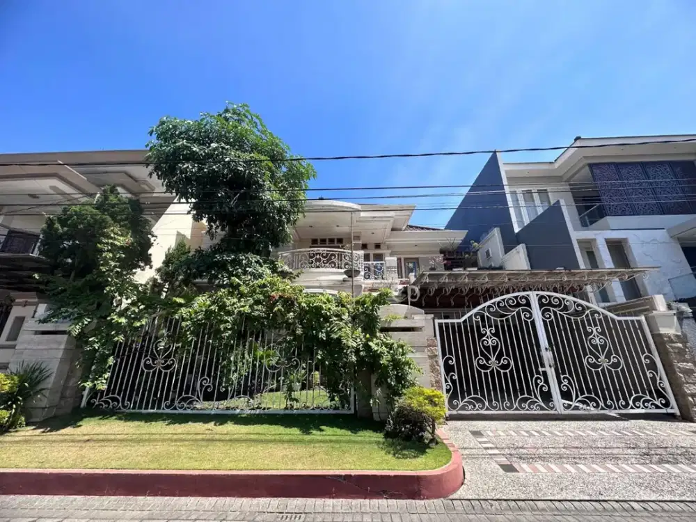 Rumah 2 Lantai Bagus Semi Furnish SHM di Galaxy Bumi Permai Araya
