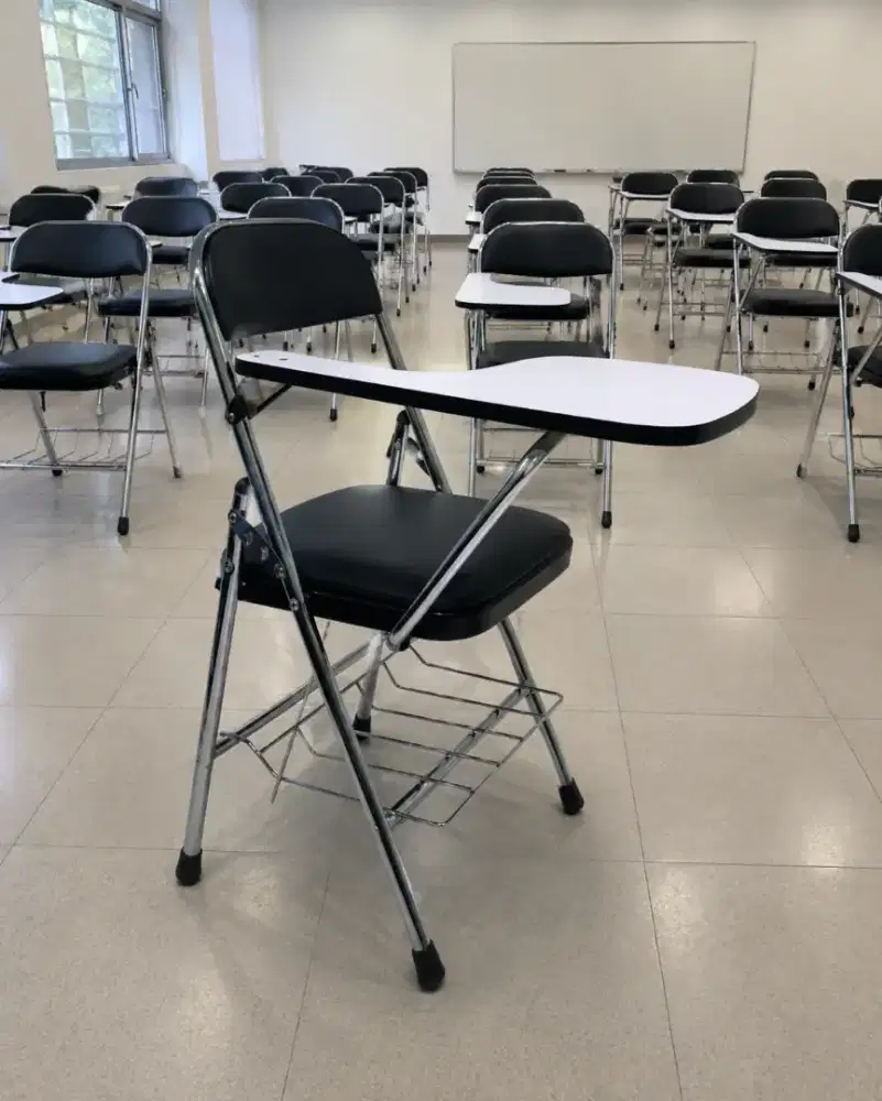 Kursi Kuliah Lipat