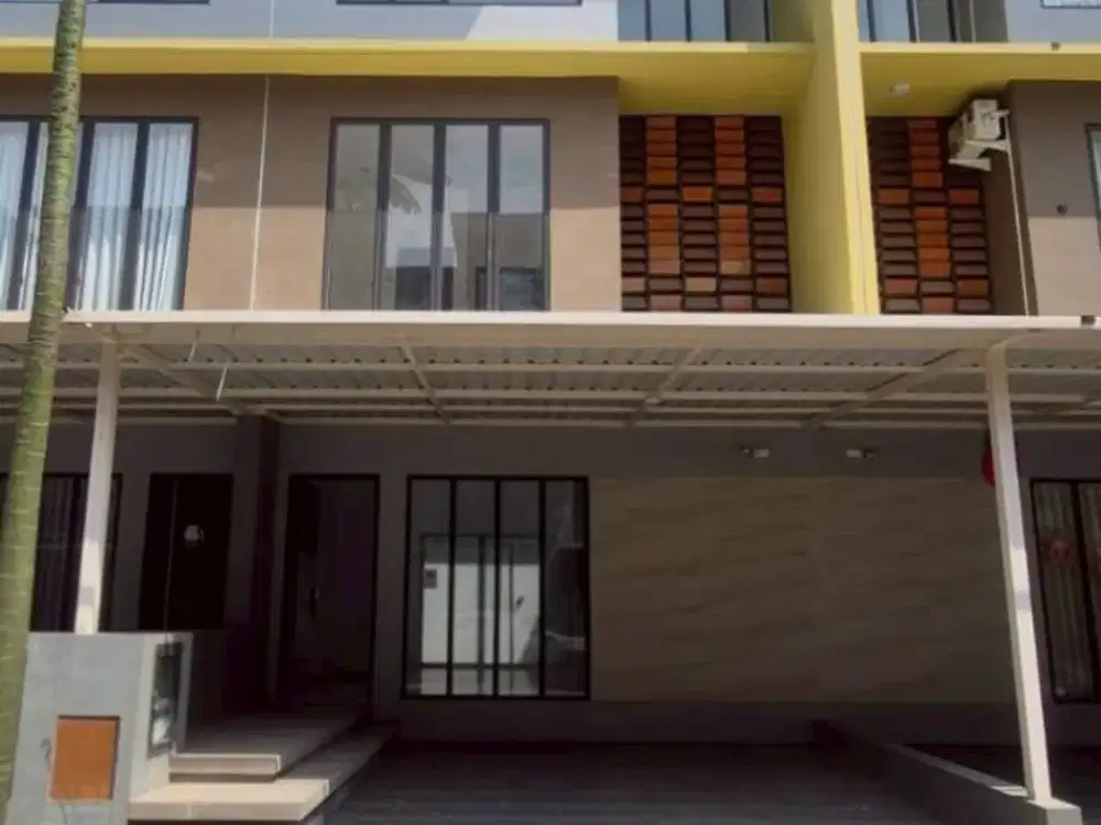 DIJUAL CEPAT Rumah 3 Lantai The Icon Central Batam Center