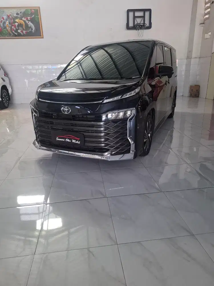 Toyota voxy 2.0