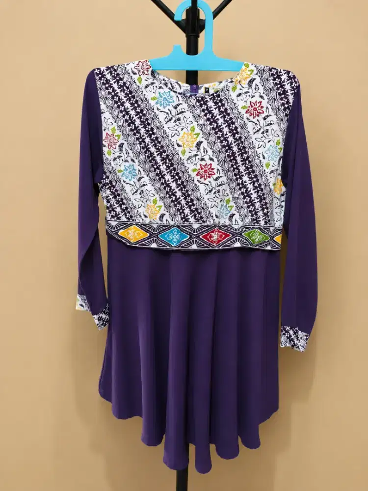 Atasan audry batik
