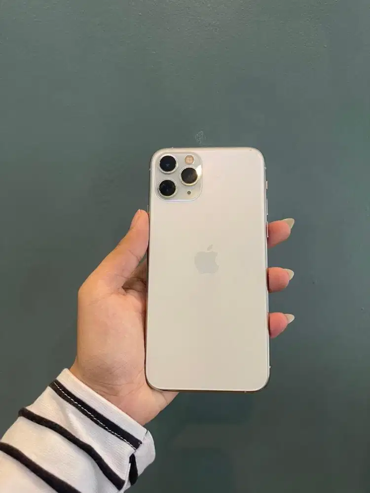IPHONE 11 PRO 256GB SILVER