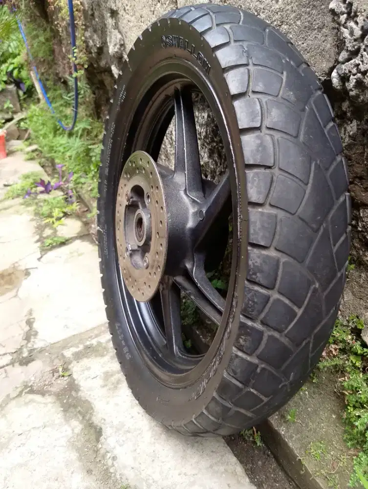 Pelek belakang Honda Megapro new