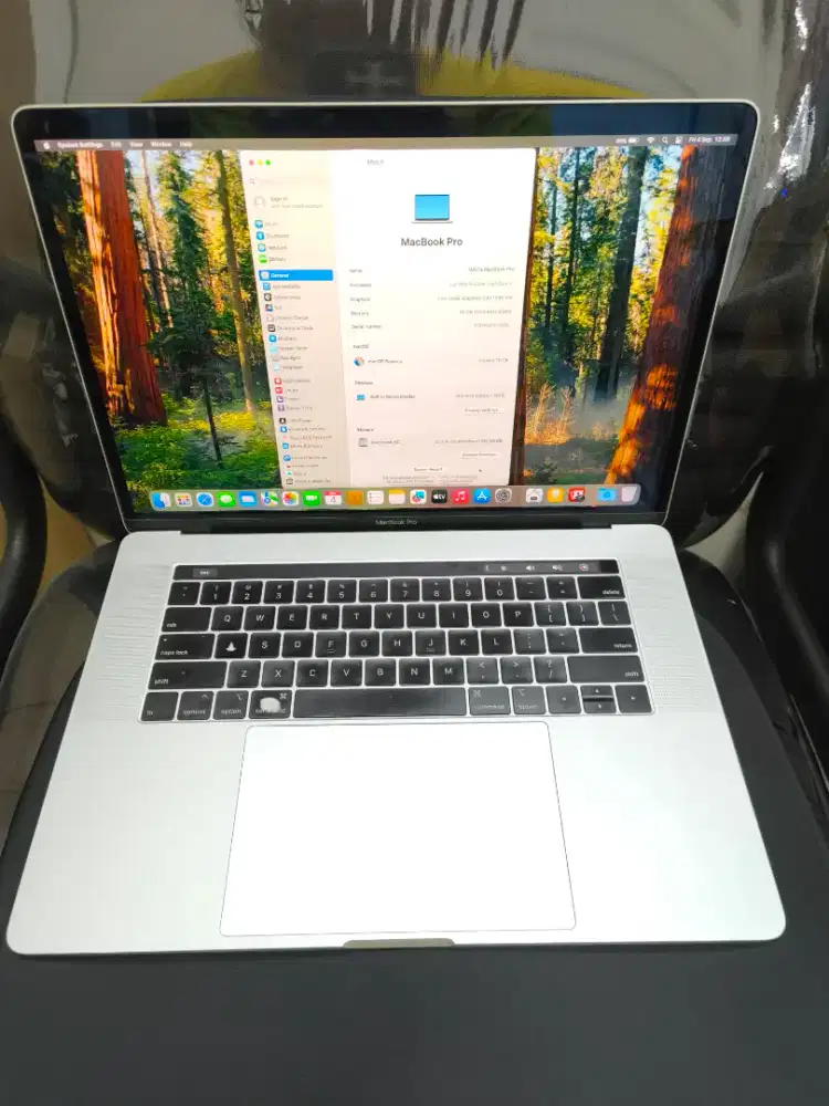 Macbook Pro 2018 15 touchbar second
