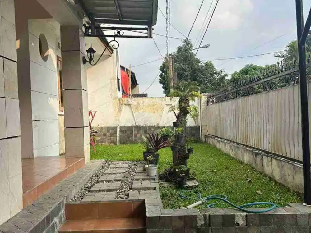 Rumah bagus sejuk full funished siap huni di Setiabudi Regency Bandung