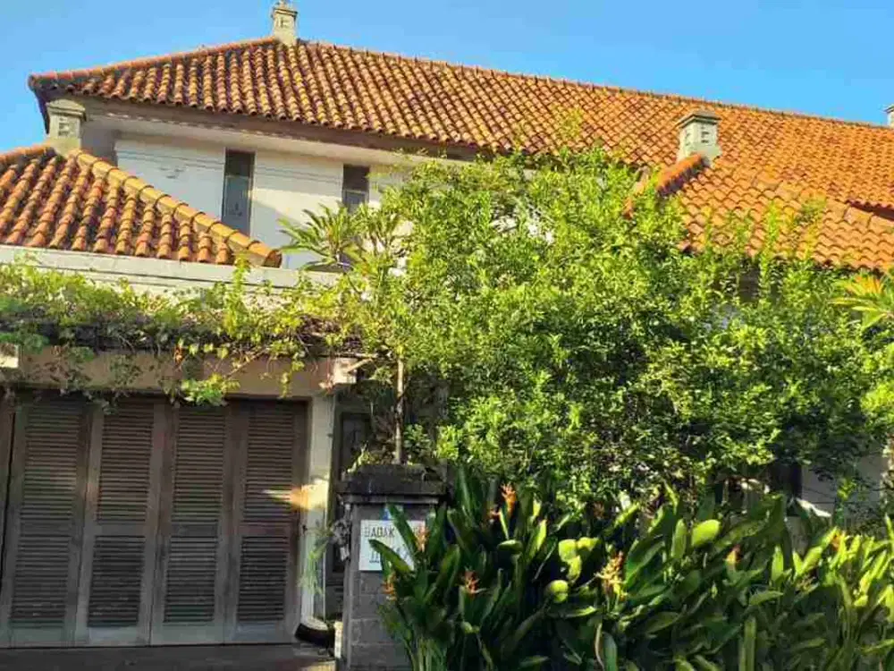 rumah lantai 2 renon denpasar