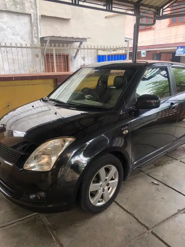 Dijual mobil suzuki swift